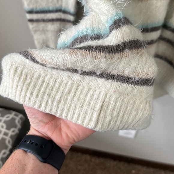 Xhilaration XXL Fuzzy Crewneck Striped Sweater Turquoise/Cream/Gray - Picture 8 of 16